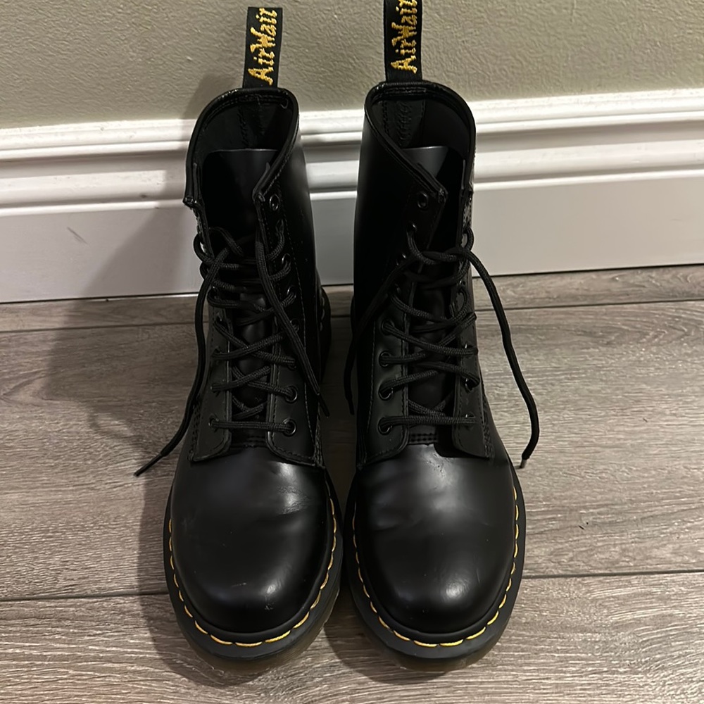 Dr. Martens 1460 8-Eye Boot Black